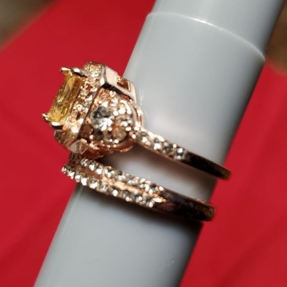 NEW 18K Rose Gold  Morganite 2 Piece Ring Set - Picture 7 of 13